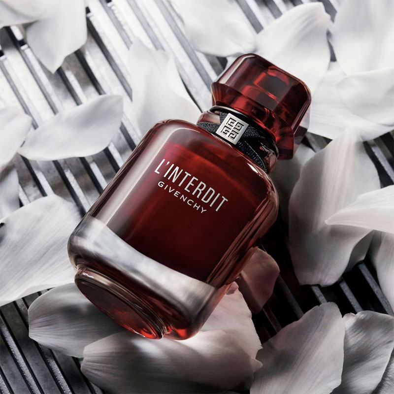 L'interdit-Givenchy-rouge